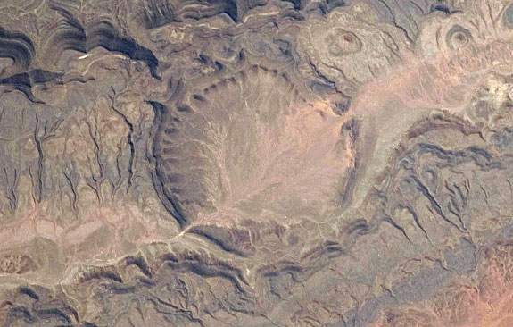 crater_2_575.jpg